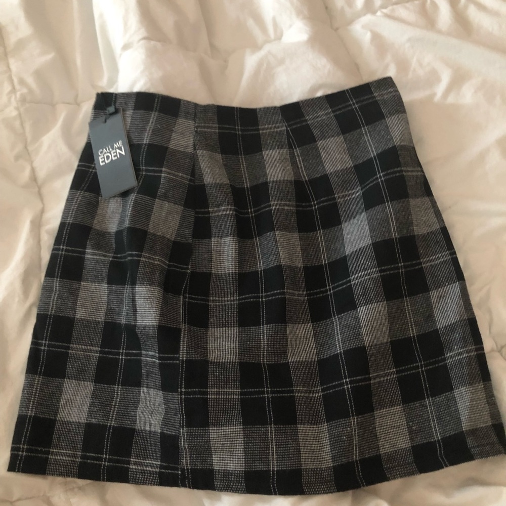 LF plaid skirt